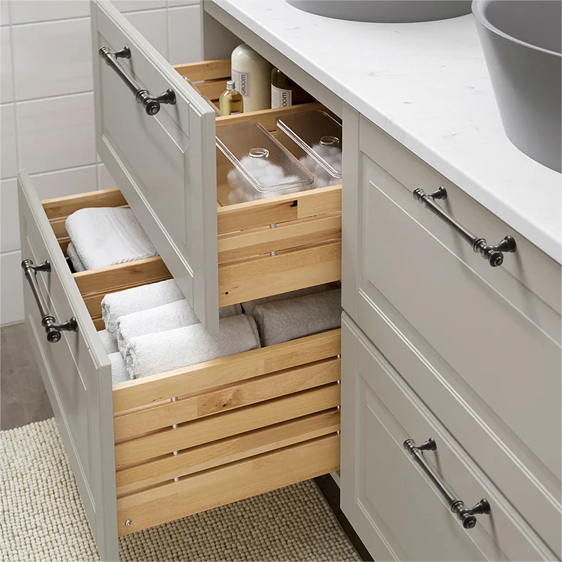 Modern Black Aluminum Cabinet Pulls On Cabinets by LookiDecor